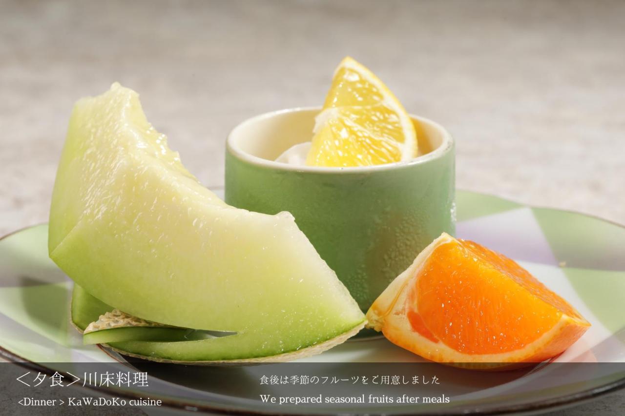 Tatsuta Ryokan Изу Екстериор снимка