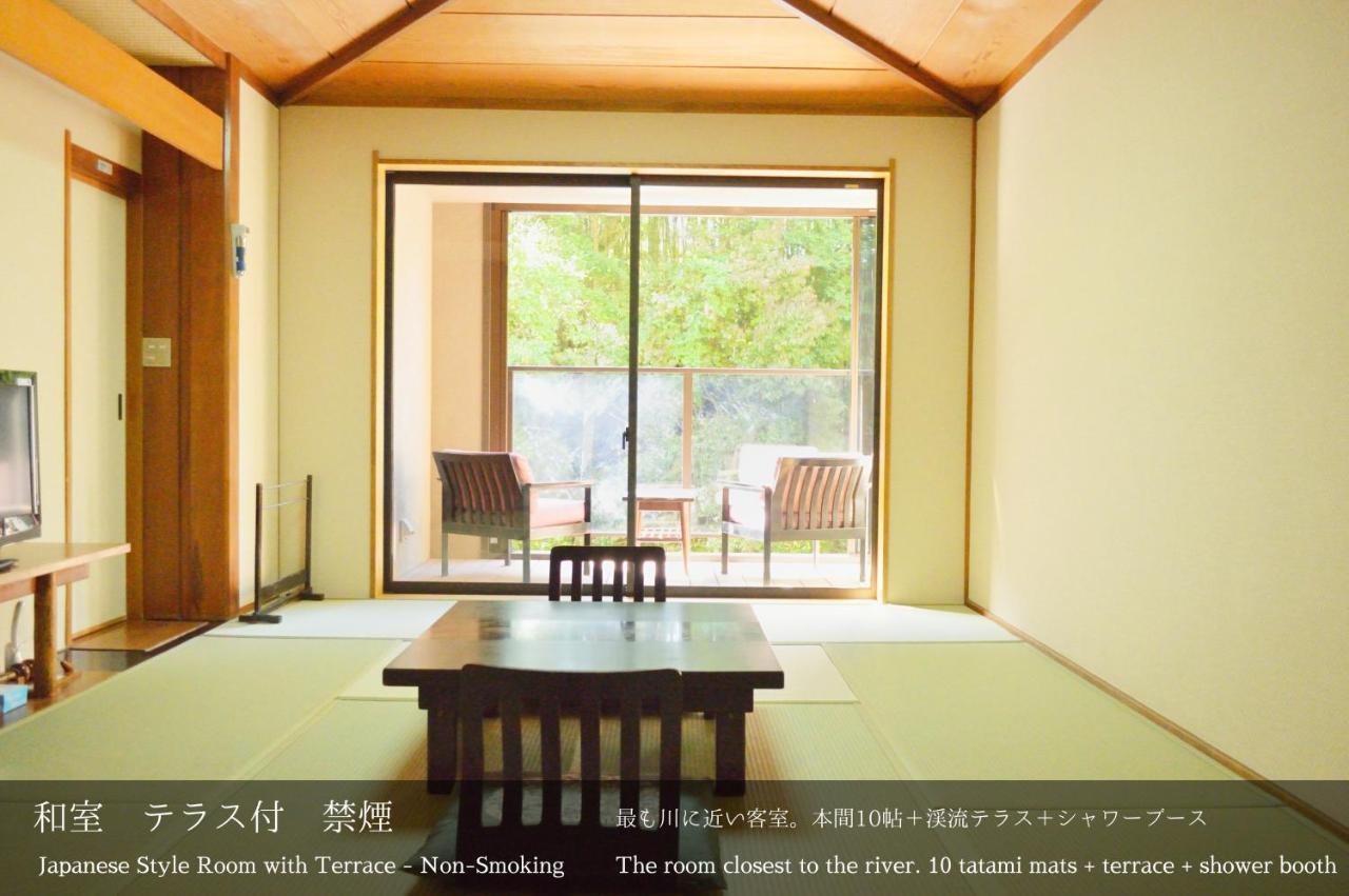 Tatsuta Ryokan Изу Екстериор снимка