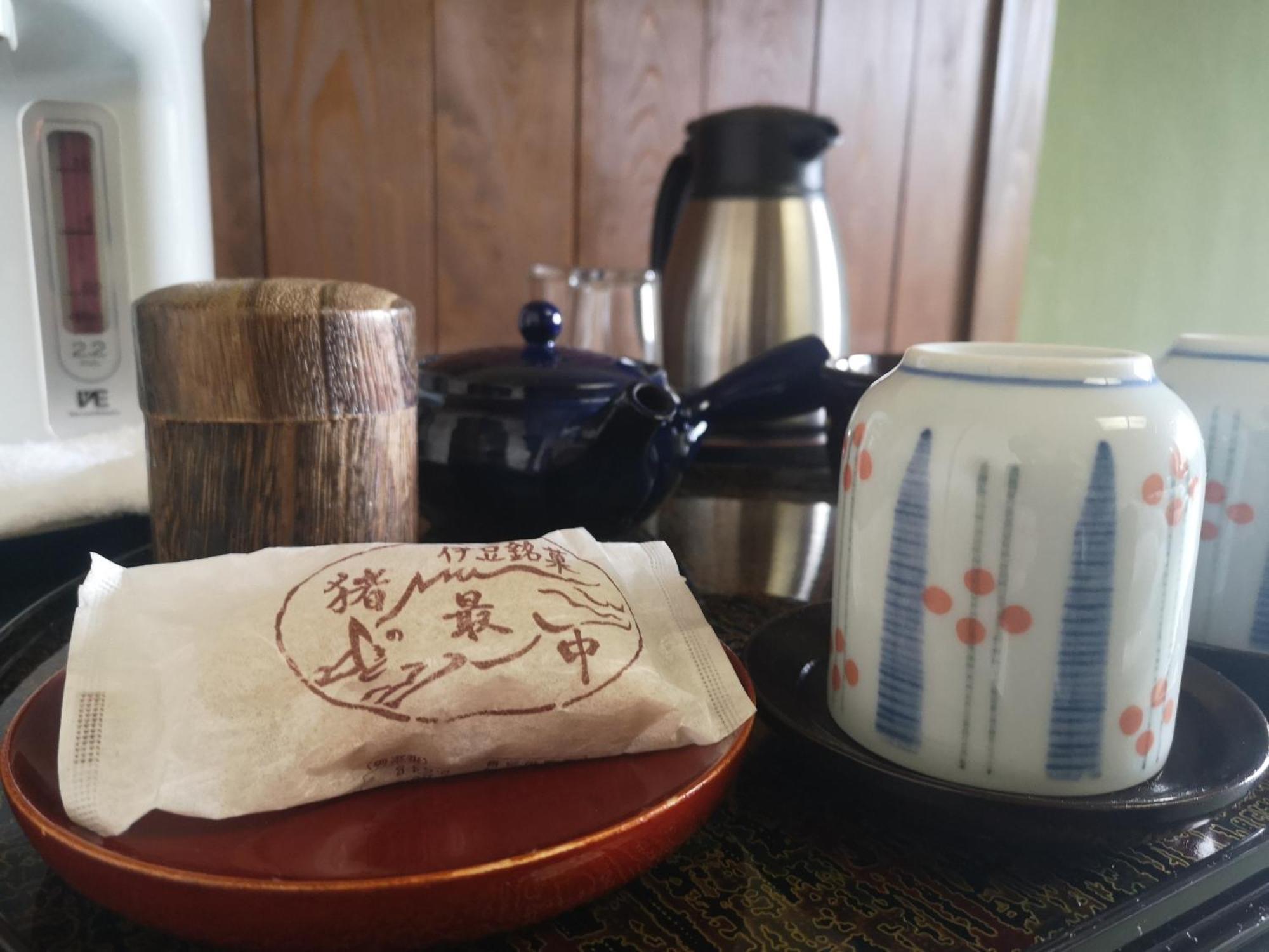 Tatsuta Ryokan Изу Екстериор снимка